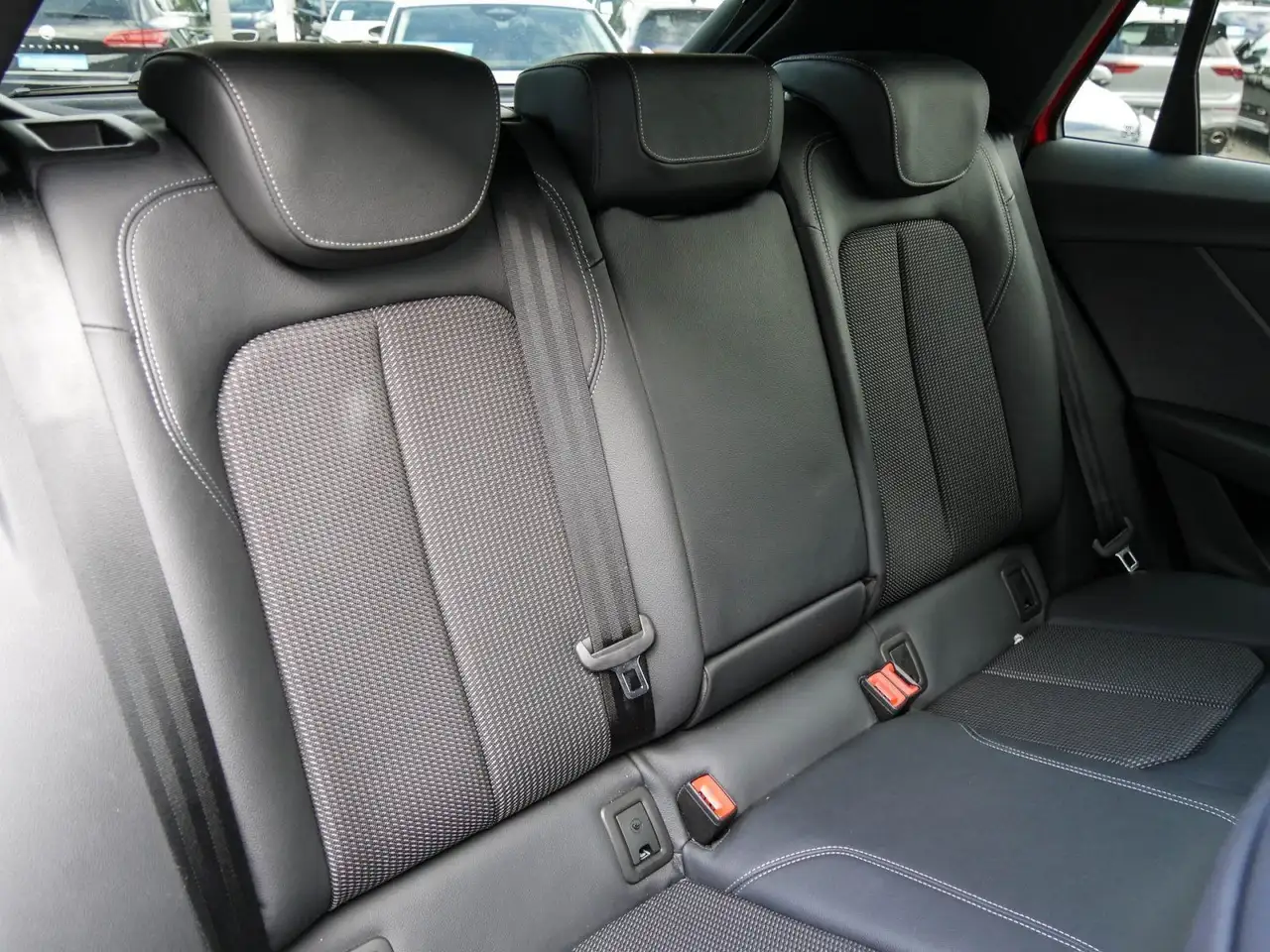 Audi Q2 35 4