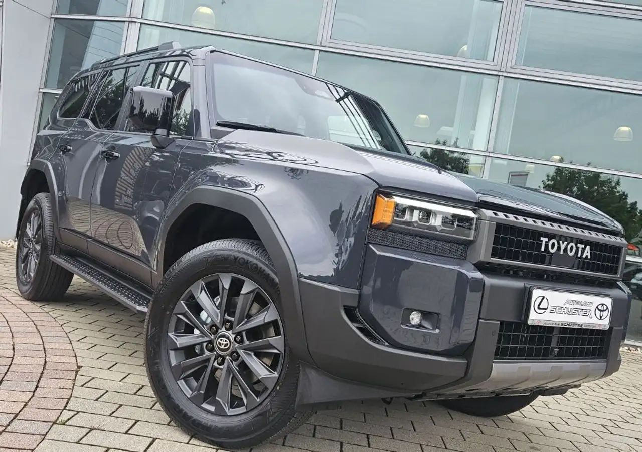 Toyota Land Cruiser 3