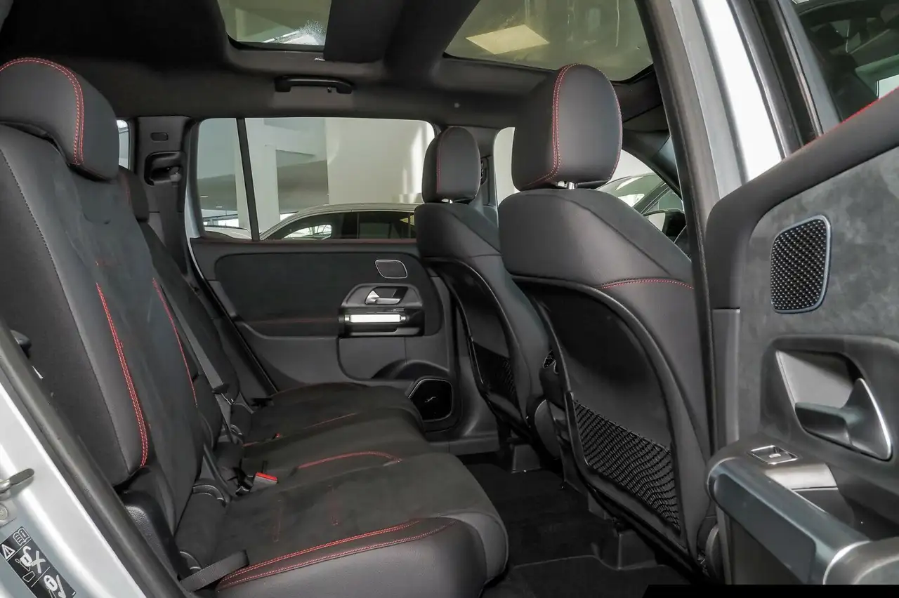 Mercedes-Benz GLB 35 9