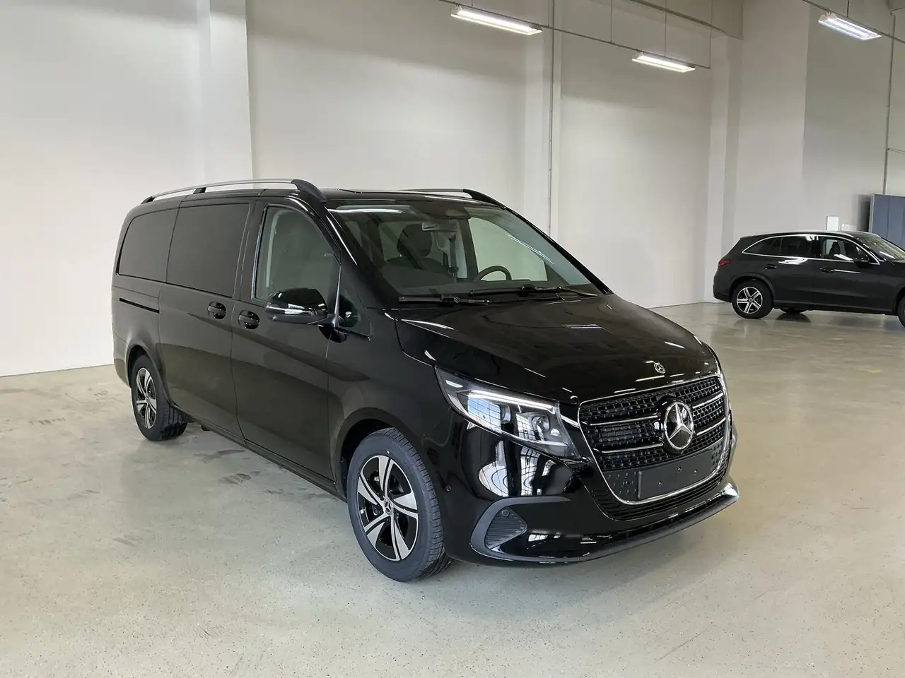 Mercedes-Benz V 250 3