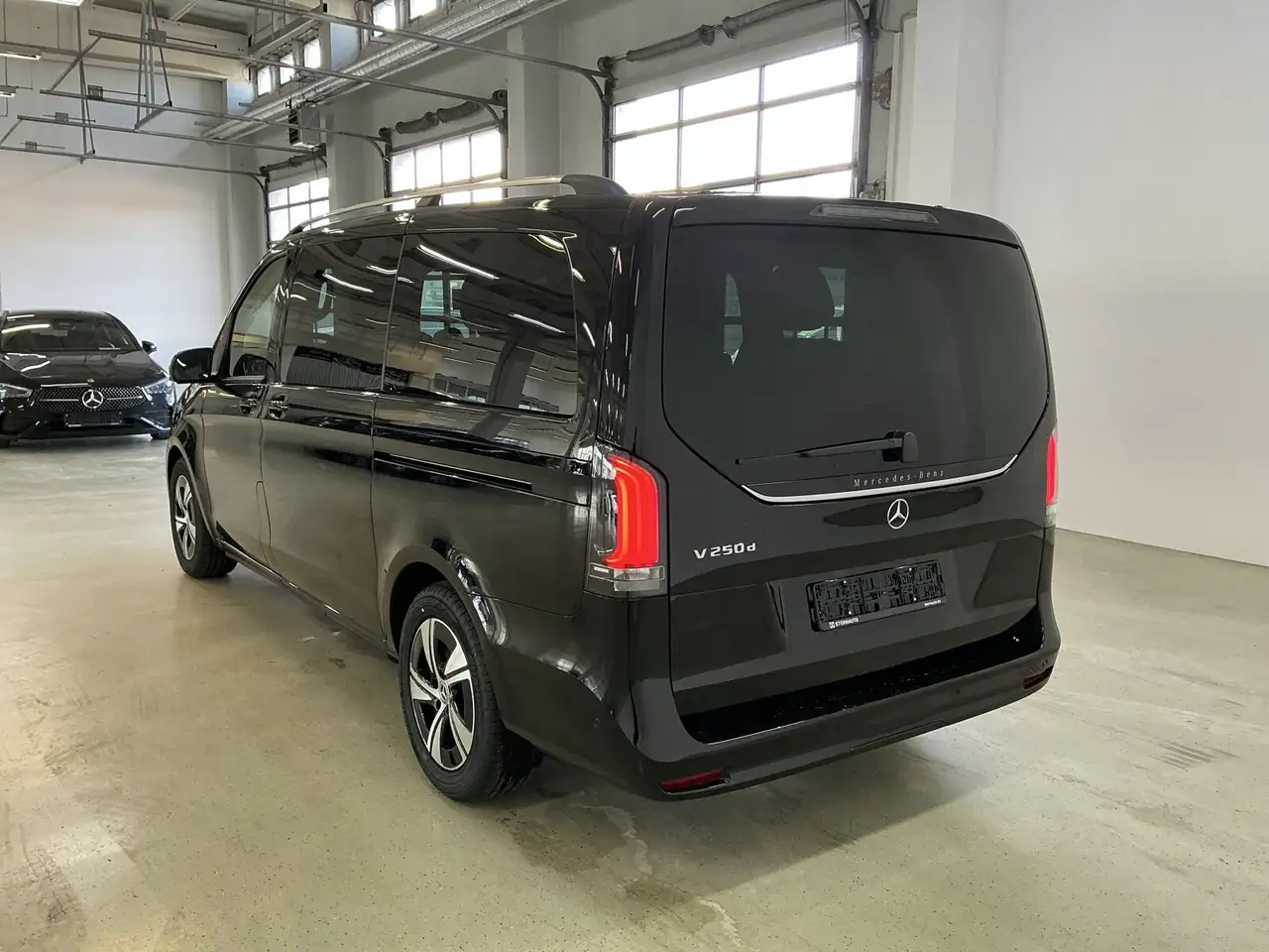 Mercedes-Benz V 250 6