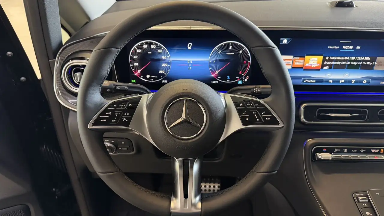 Mercedes-Benz V 250 10