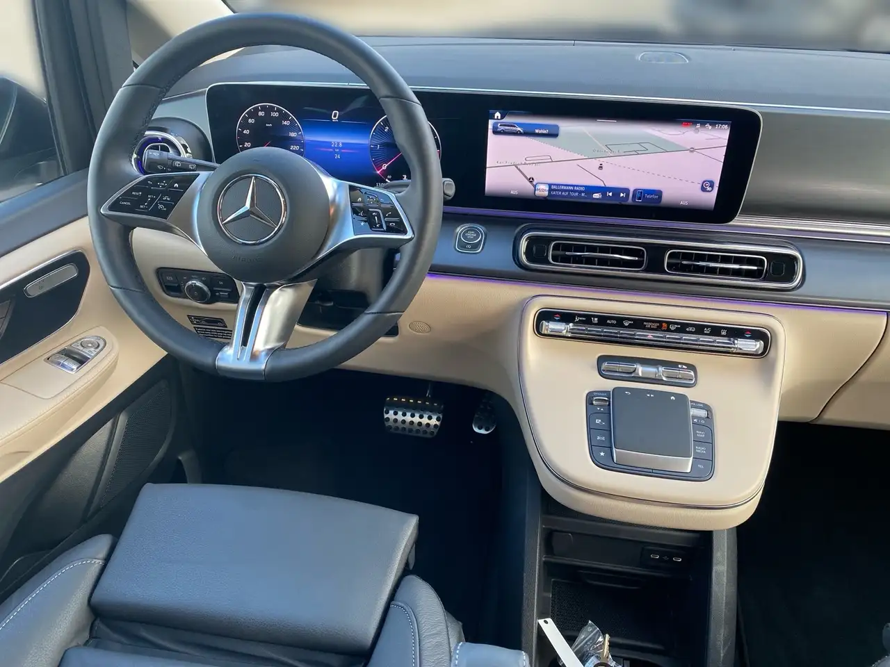 Mercedes-Benz V 250 10
