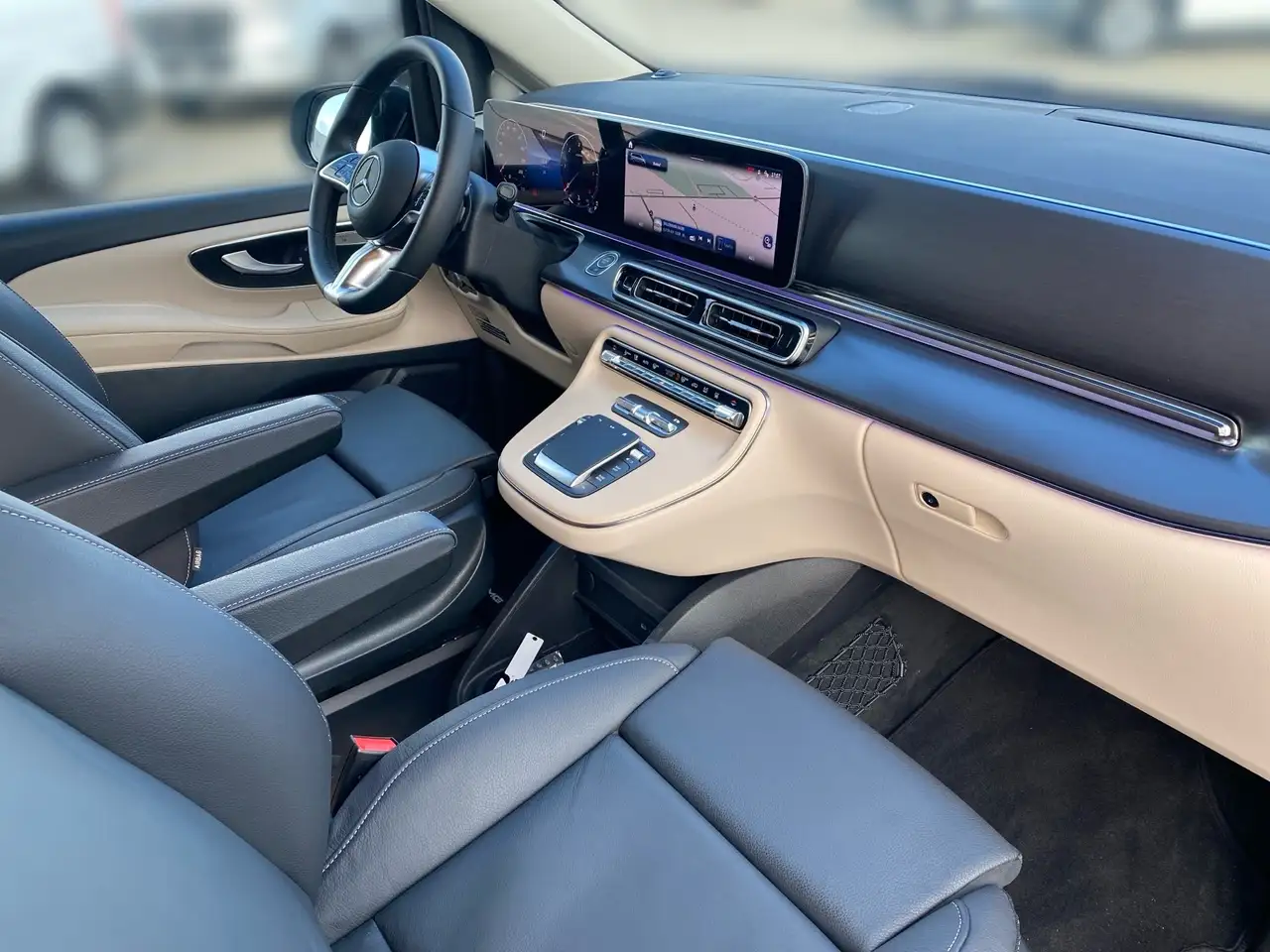 Mercedes-Benz V 250 13