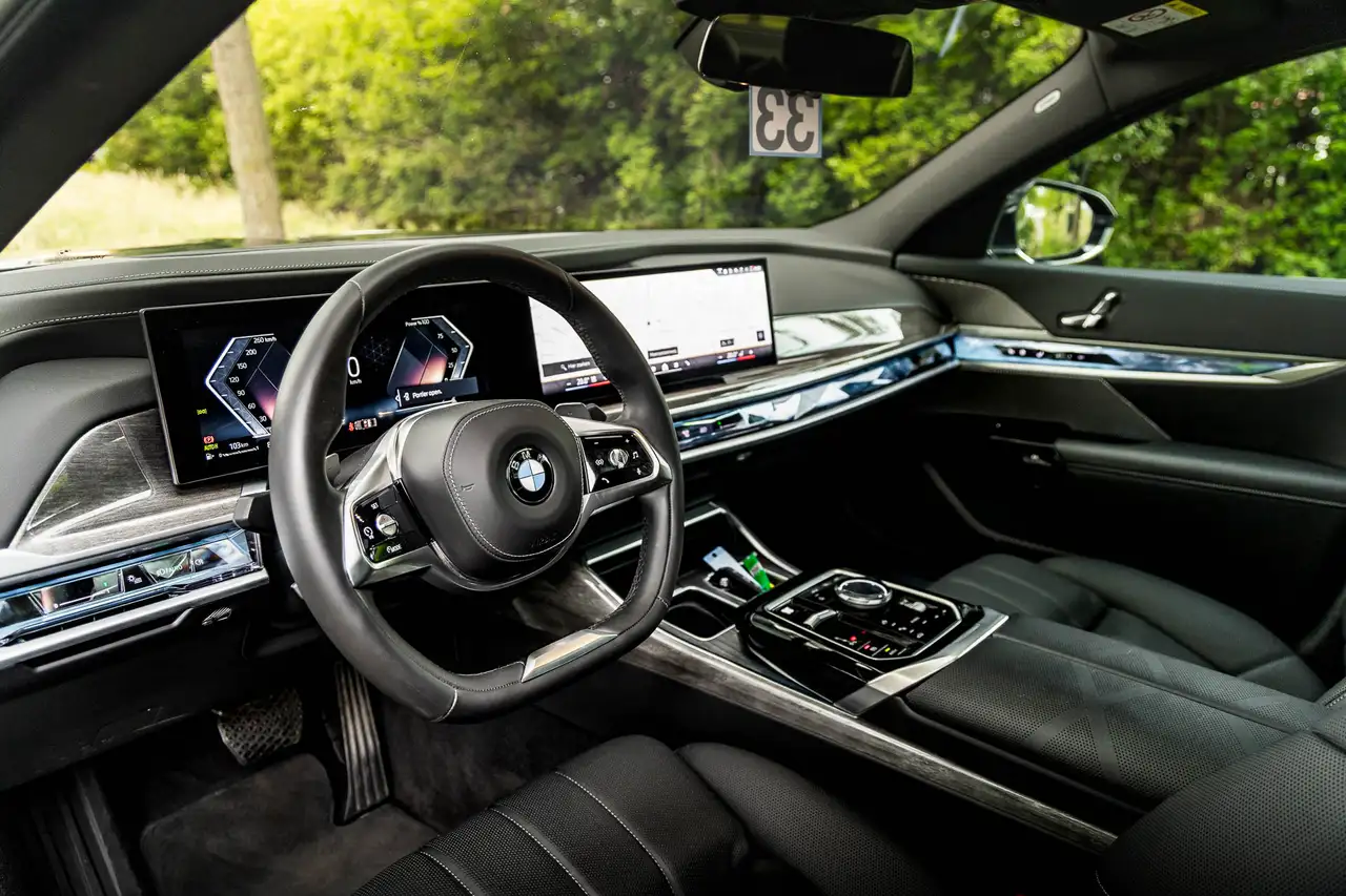 BMW 740 4
