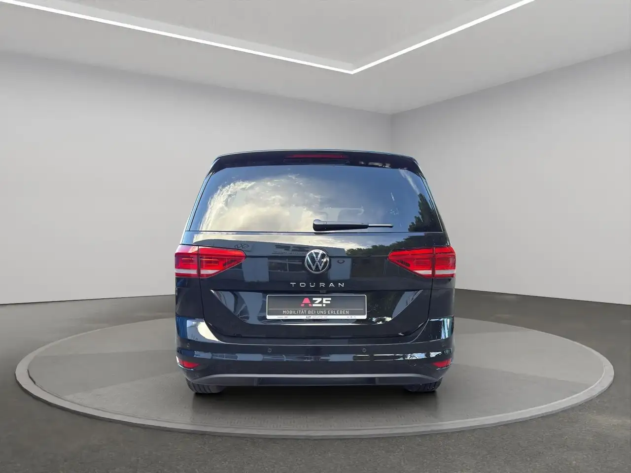 Volkswagen Touran 7