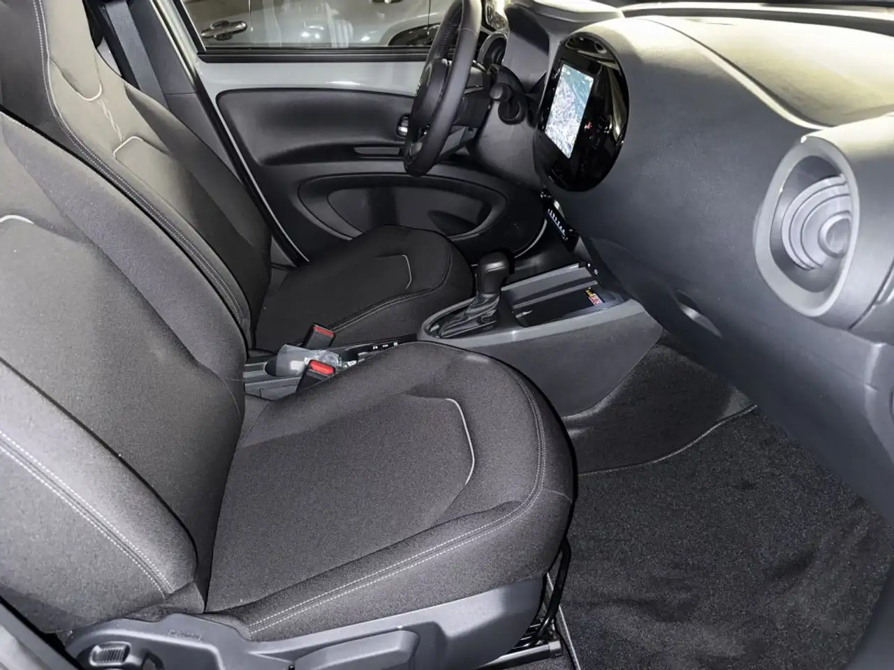 Toyota Aygo X 9
