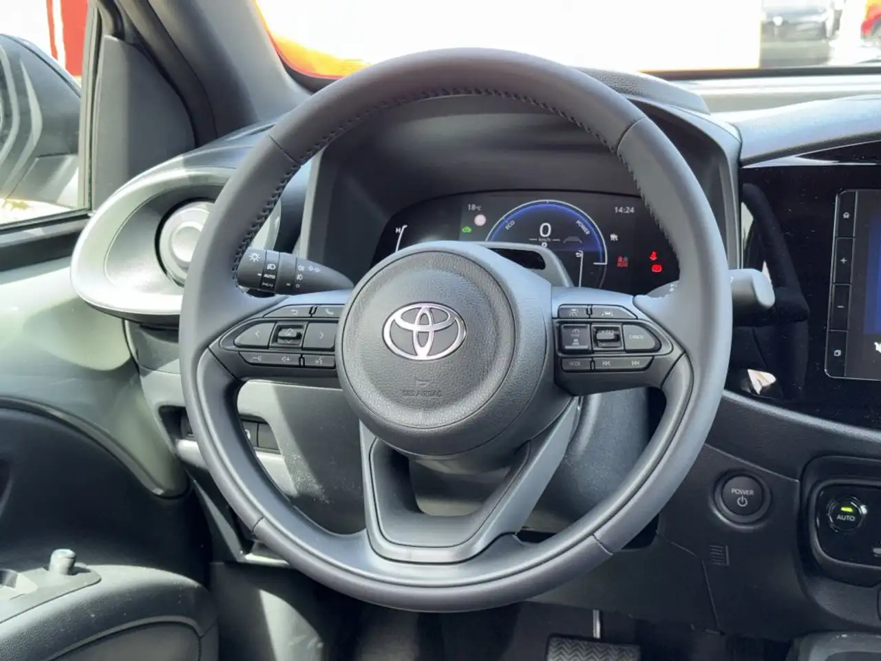 Toyota Aygo X 13