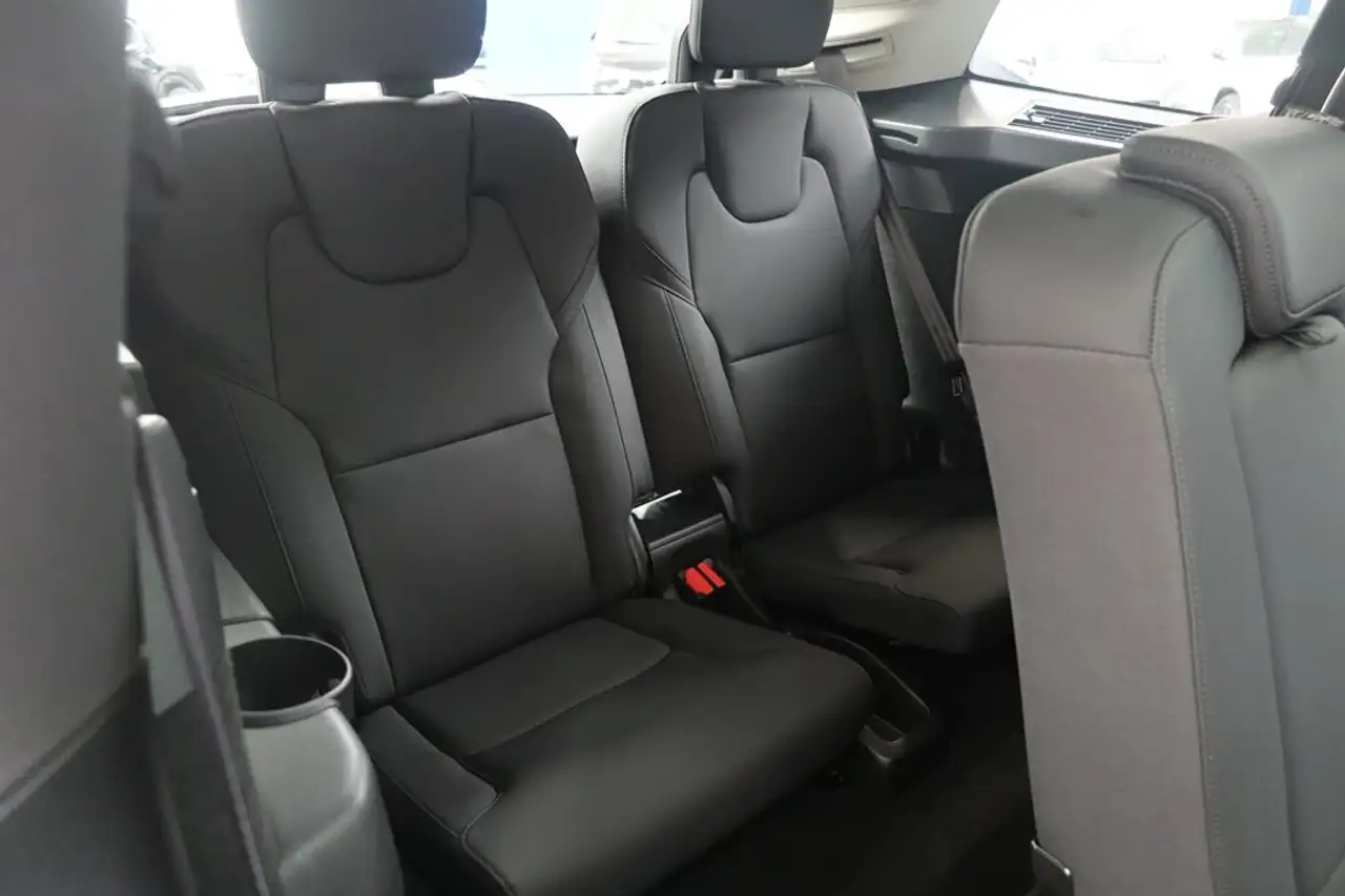 Volvo XC90 7
