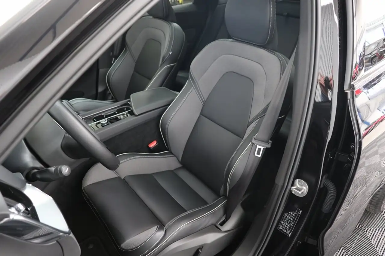 Volvo XC60 4