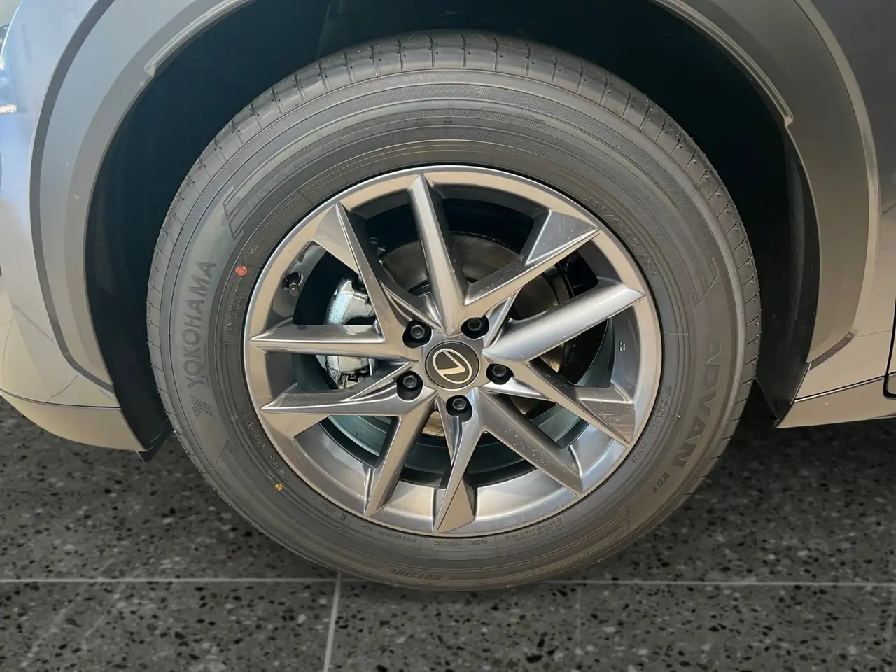 Lexus LBX 14