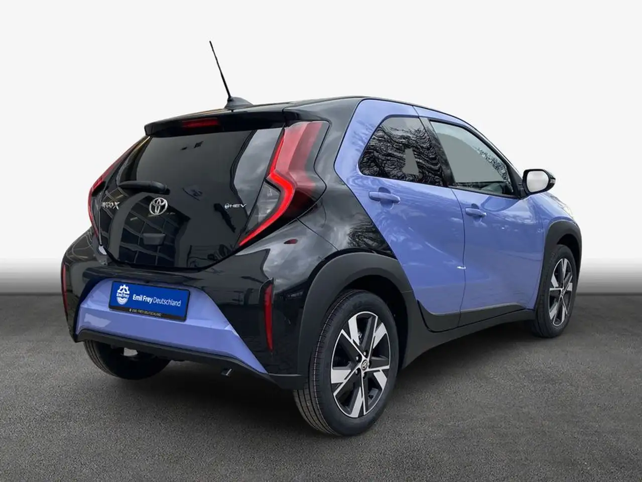Toyota Aygo X 2