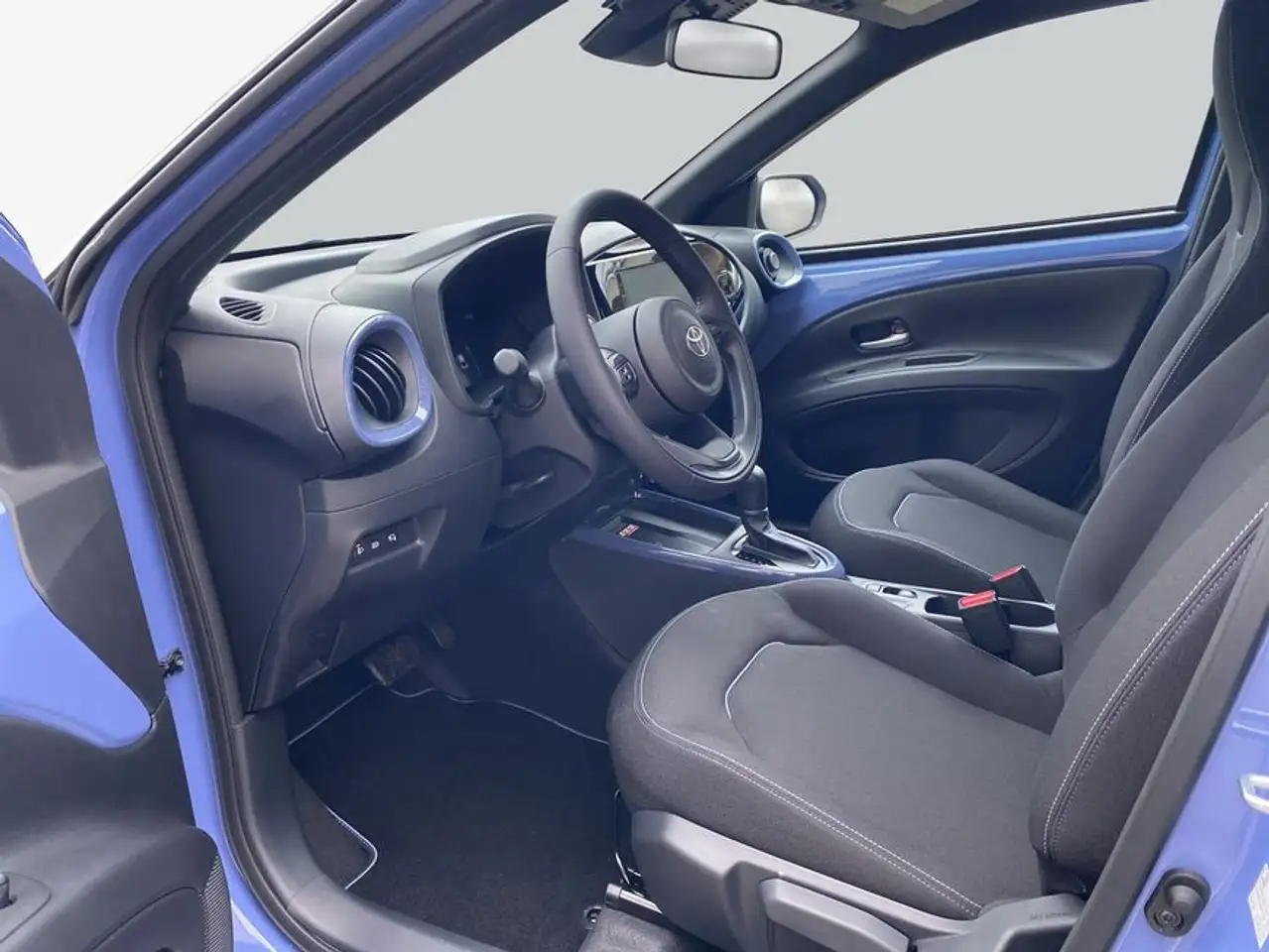 Toyota Aygo X 10