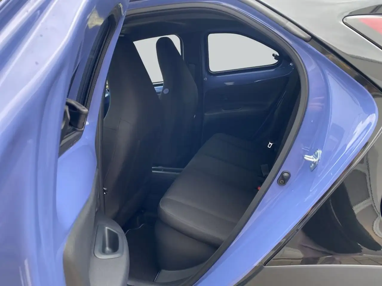 Toyota Aygo X 12