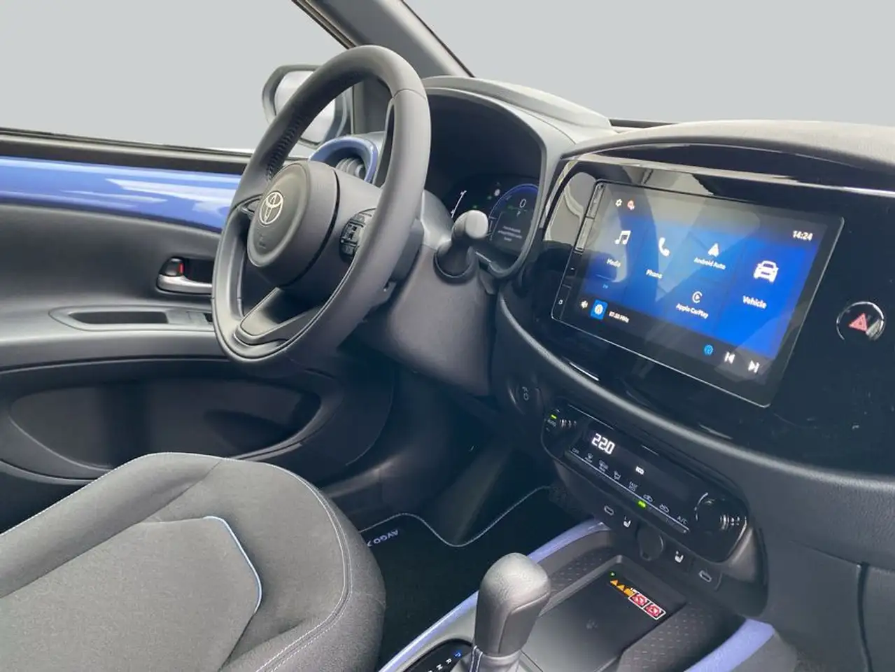 Toyota Aygo X 16