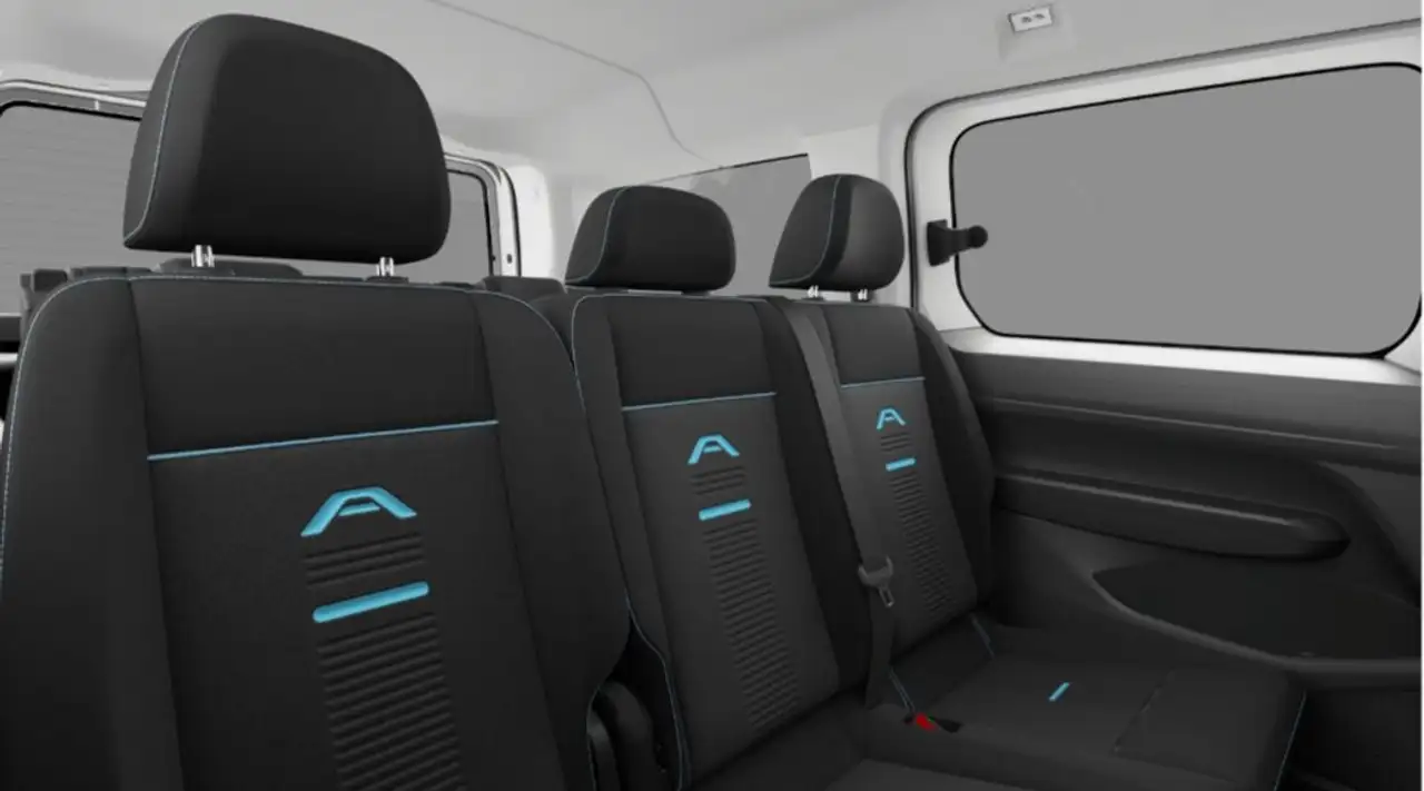 Ford Tourneo 11