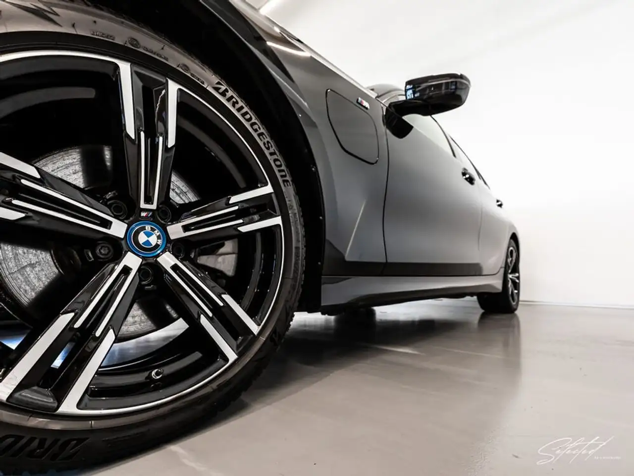 BMW 320 3