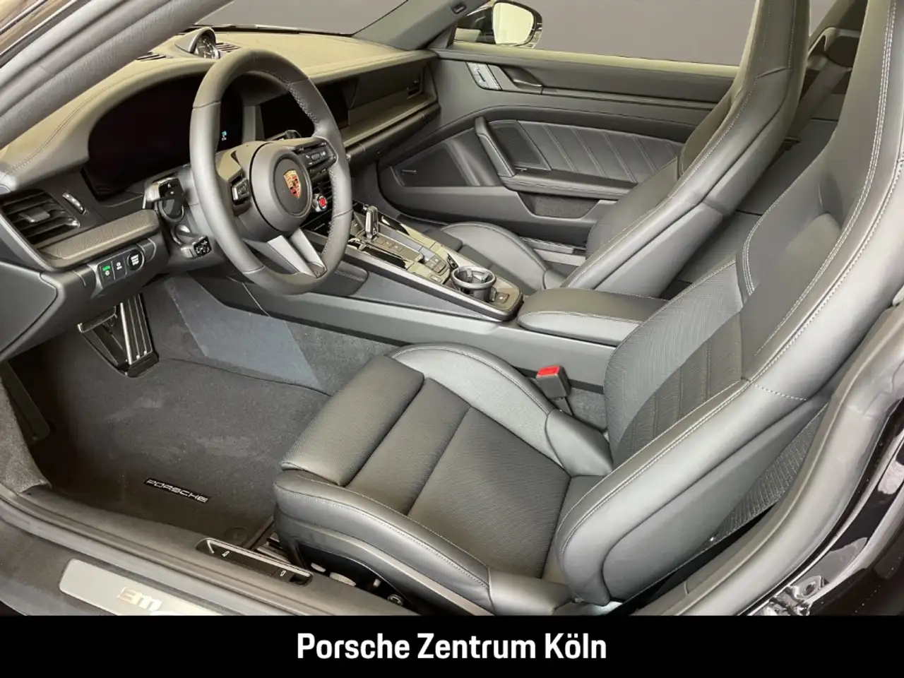 Porsche 992 911 13