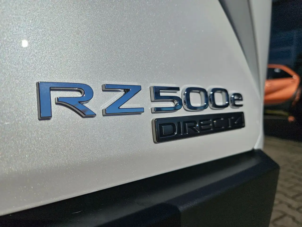 Lexus RZ 10