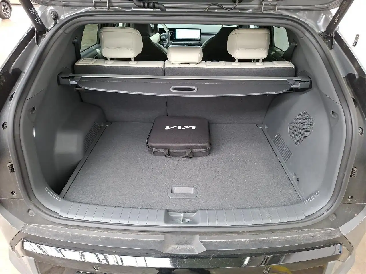 Kia EV3 150 9