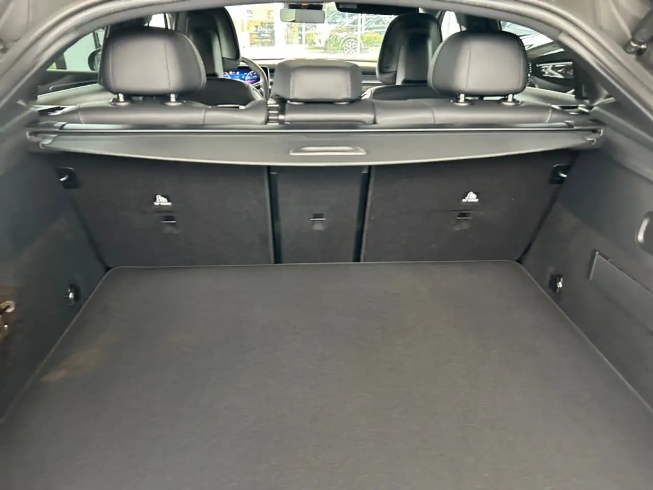 Mercedes-Benz GLC 200 15