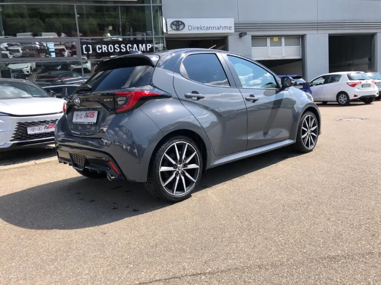 Toyota Yaris 4