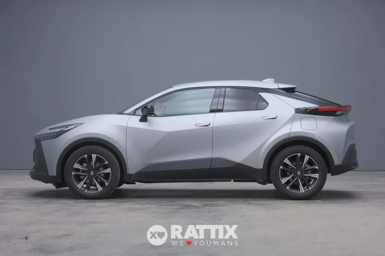 Toyota C-HR 2