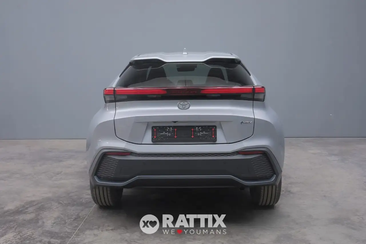 Toyota C-HR 6