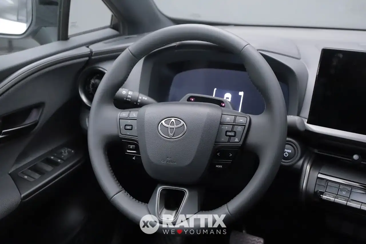 Toyota C-HR 11