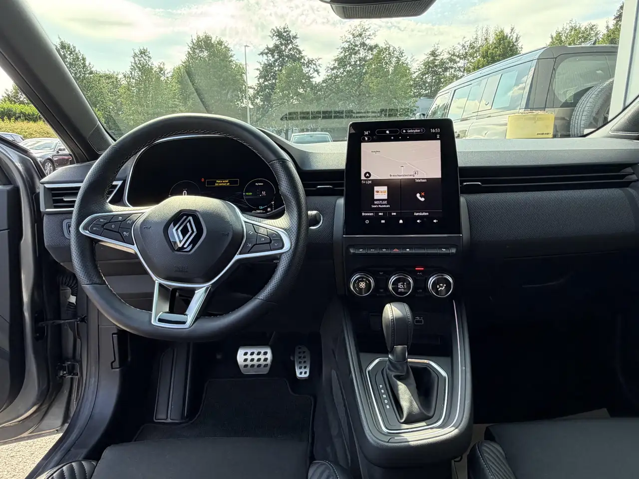 Renault Clio V 10