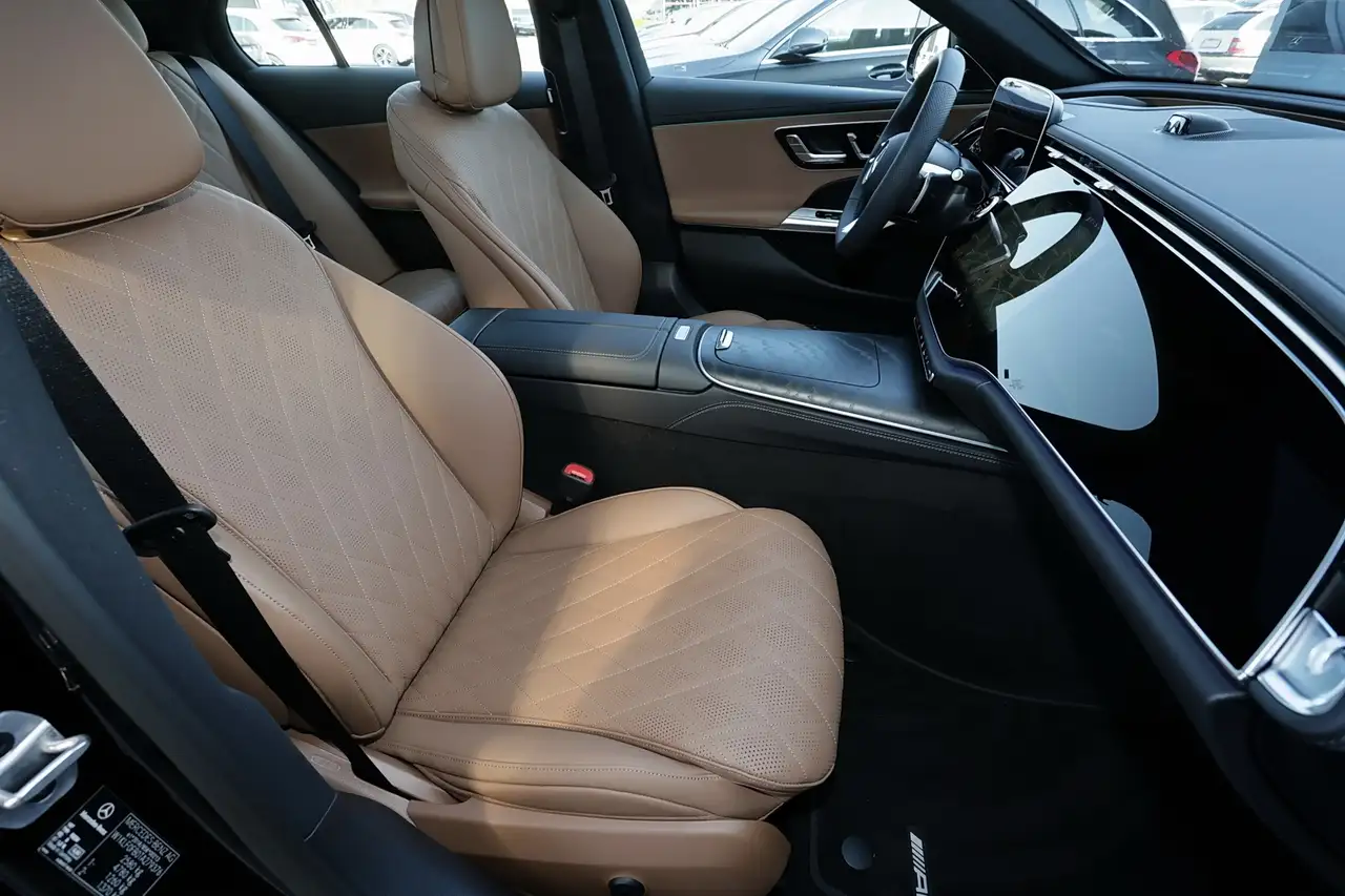Mercedes-Benz E 220 4