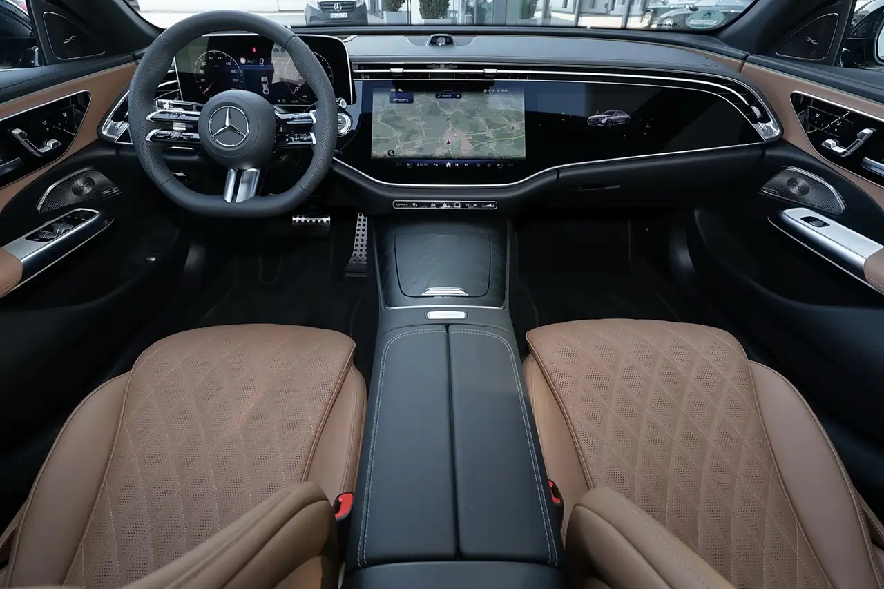 Mercedes-Benz E 220 5