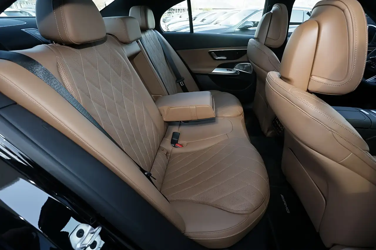 Mercedes-Benz E 220 6