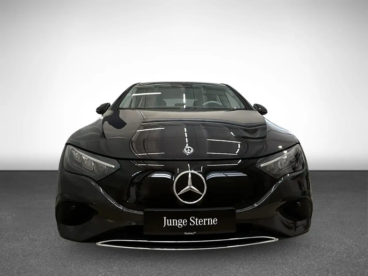 Mercedes-Benz EQE 300 4