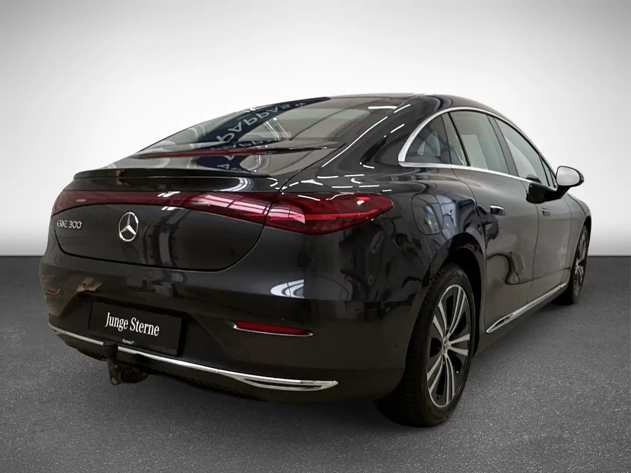 Mercedes-Benz EQE 300 6