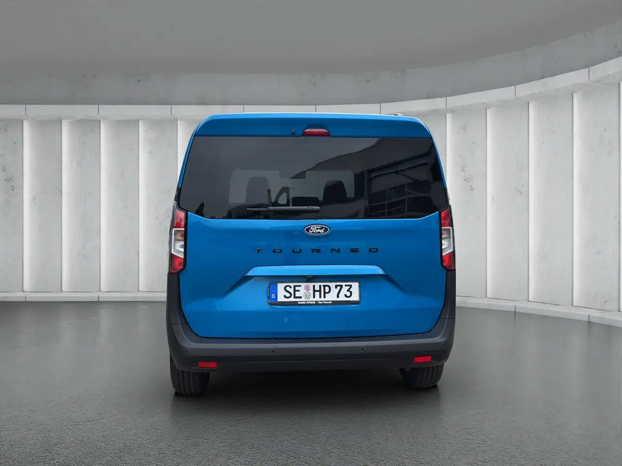 Ford Tourneo 4