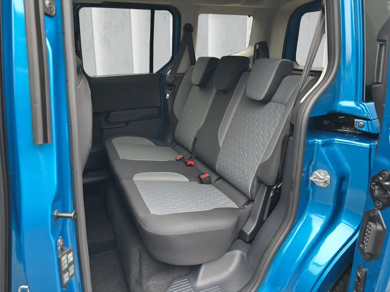 Ford Tourneo 11