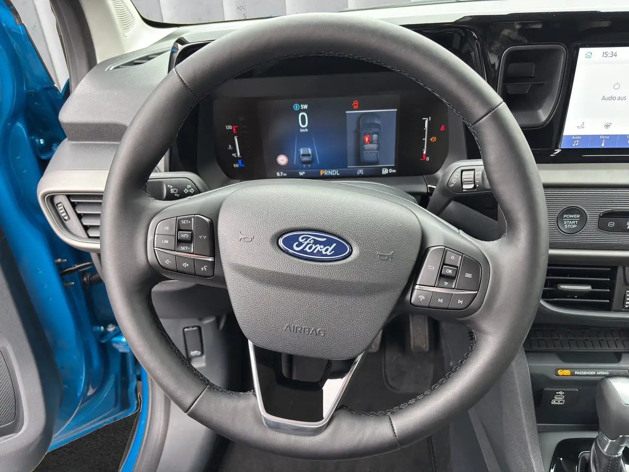 Ford Tourneo 13
