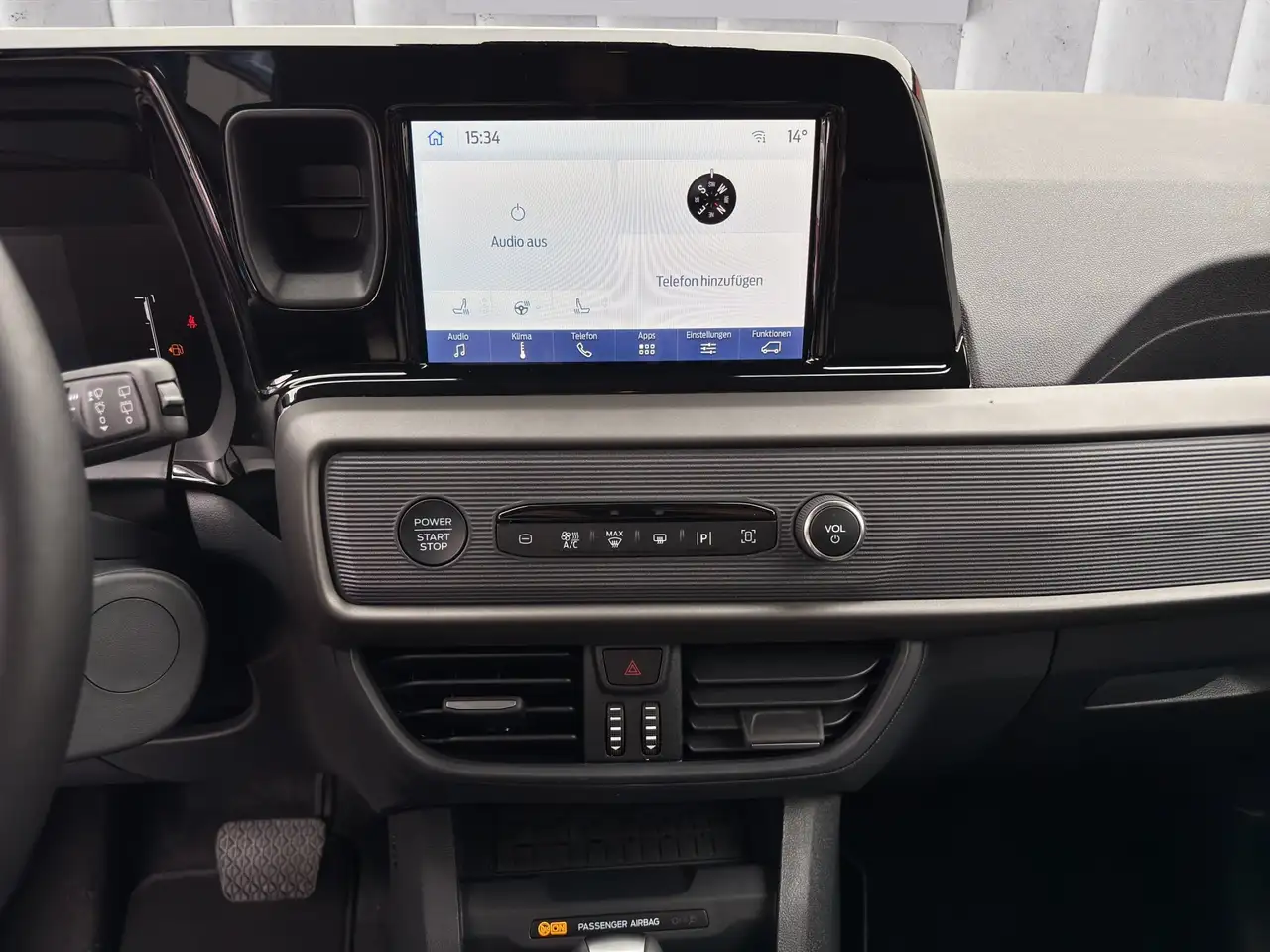 Ford Tourneo 15