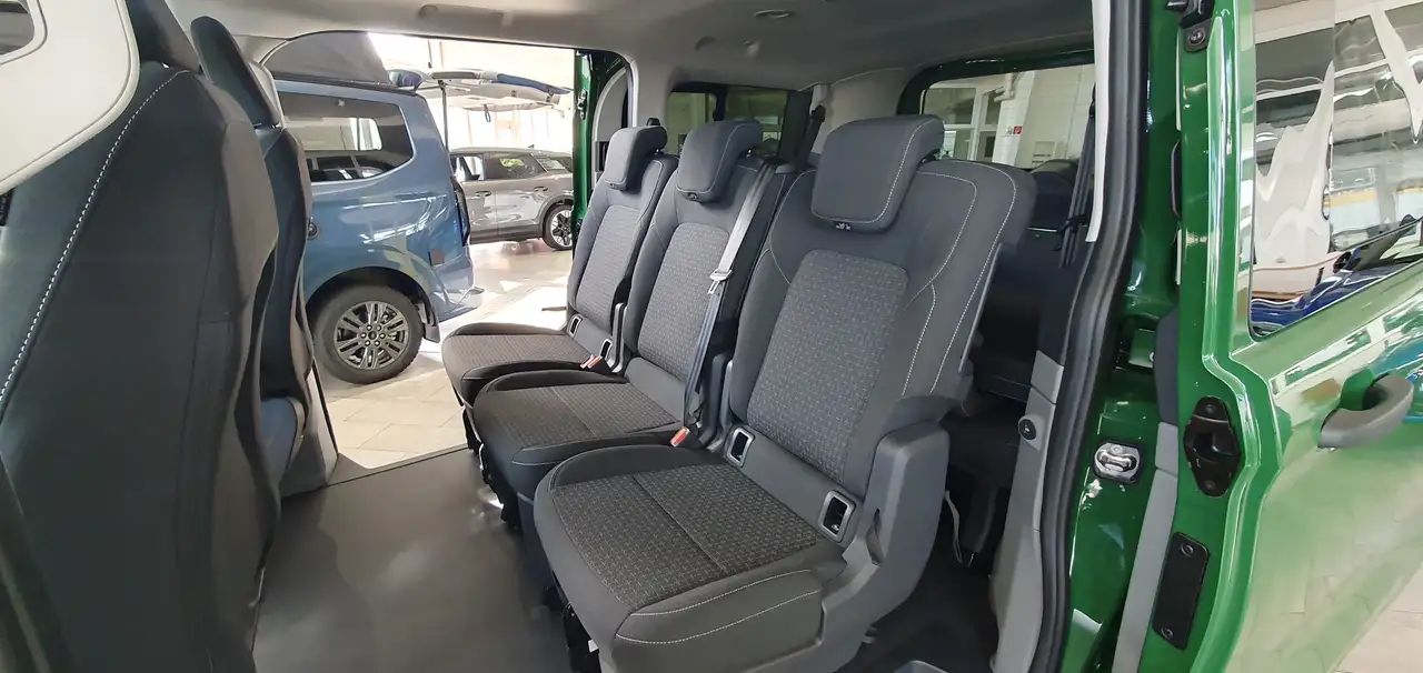 Ford Transit 5