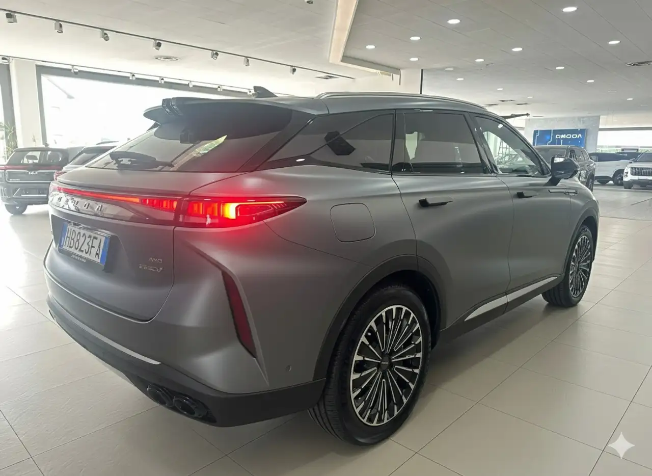 Omoda 9 1.5 6