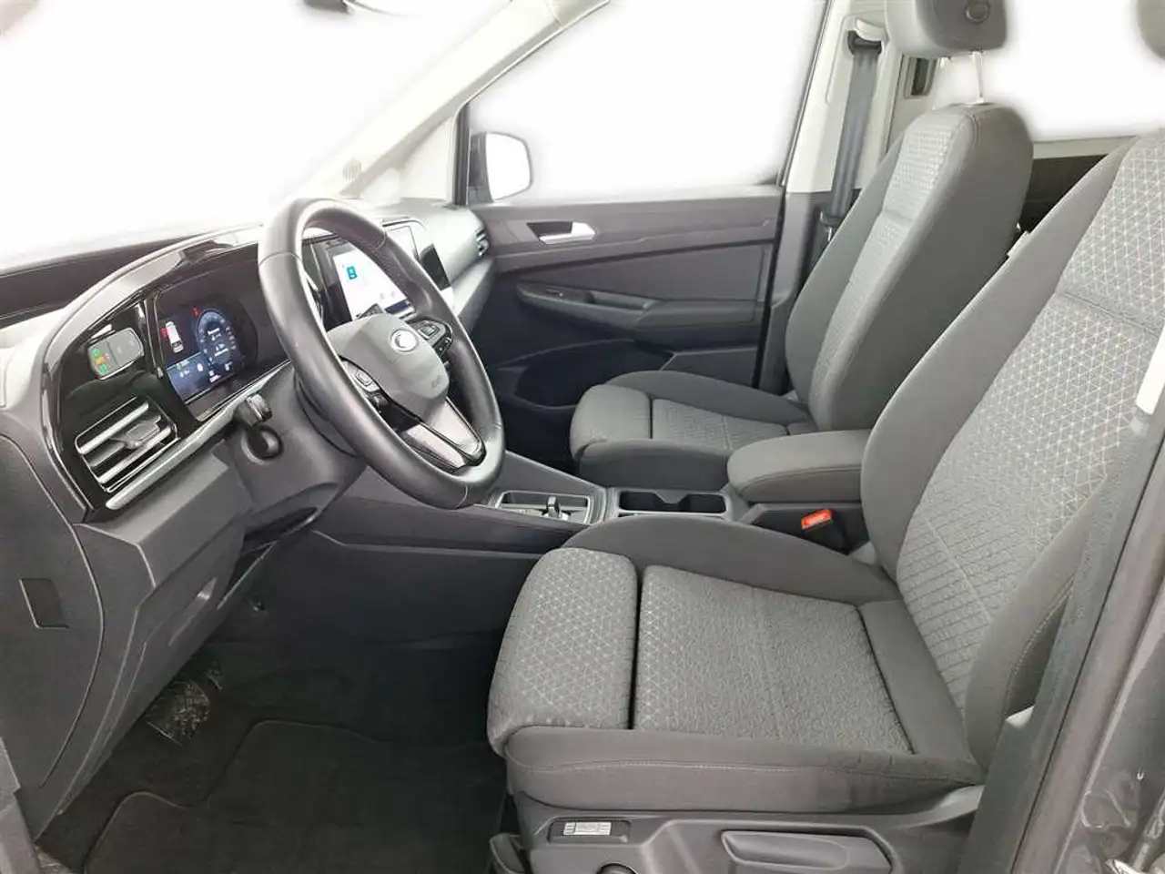 Ford Tourneo 8