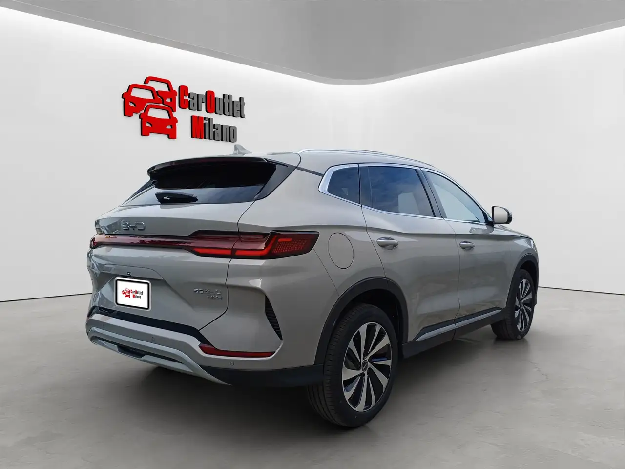 BYD Seal 4