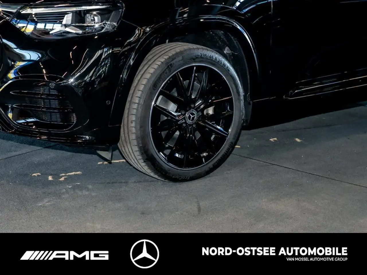 Mercedes-Benz GLB 250 5