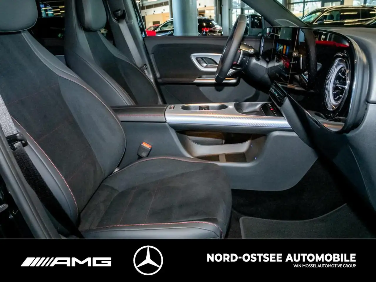 Mercedes-Benz GLB 250 10