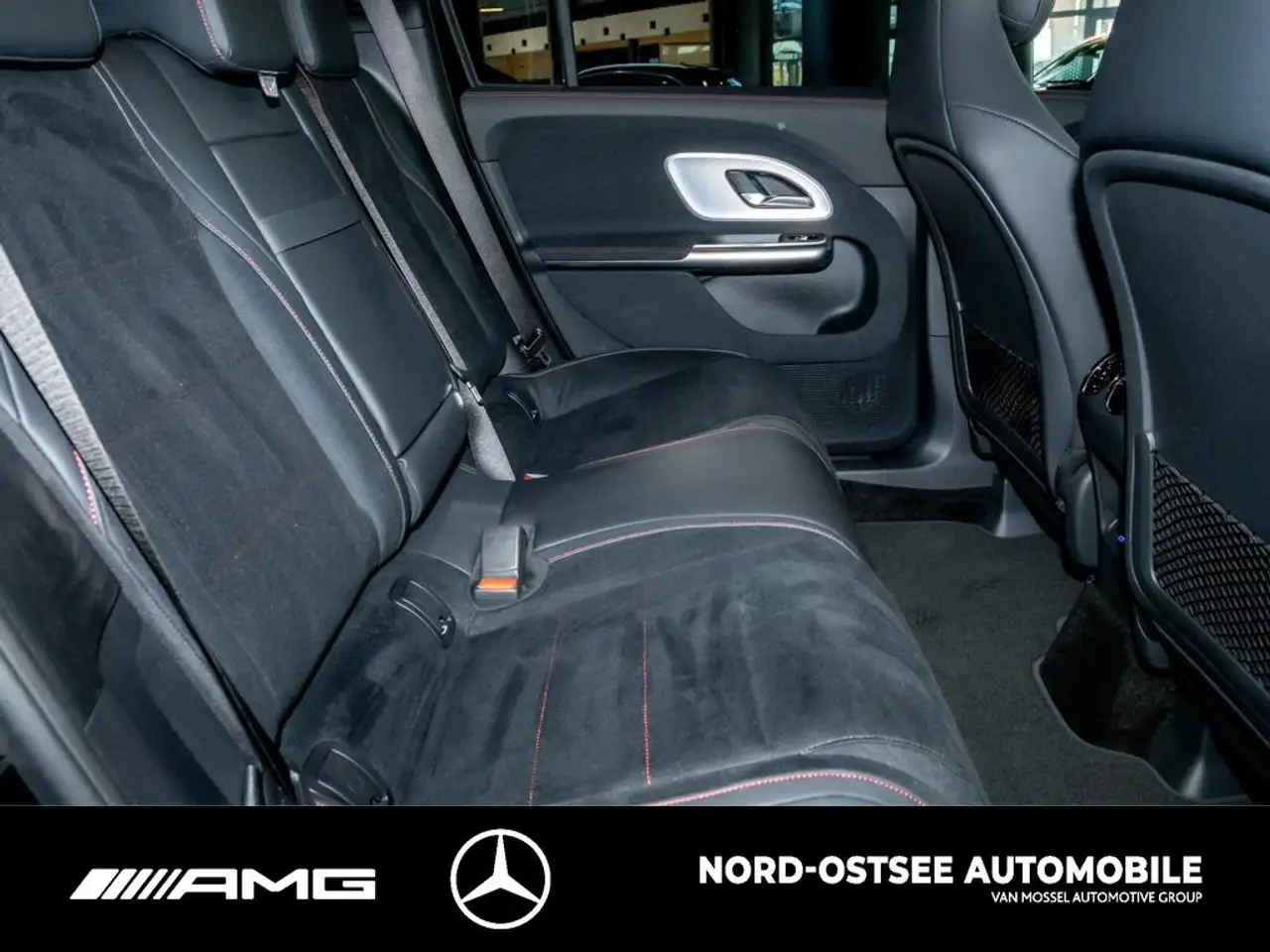 Mercedes-Benz GLB 250 11