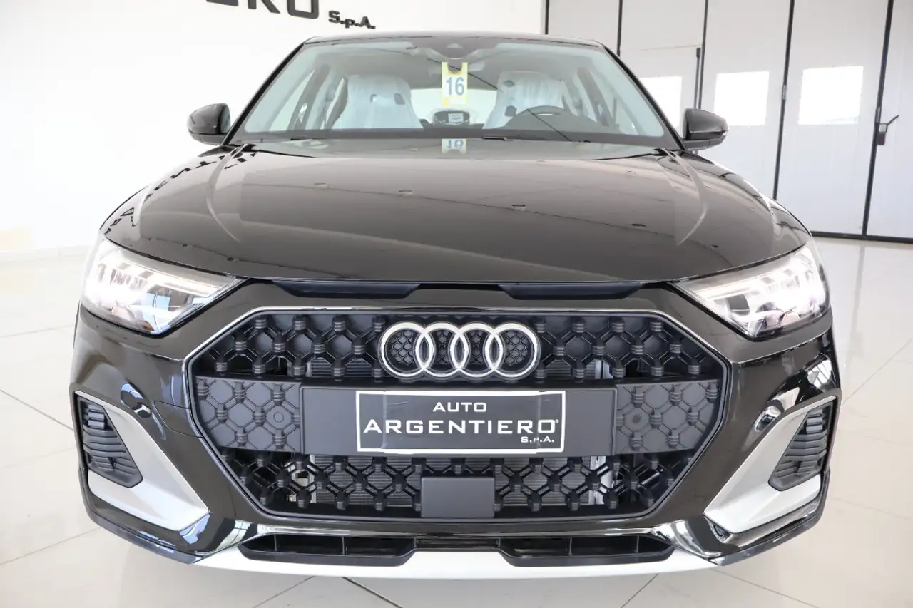 Audi A1 30 2