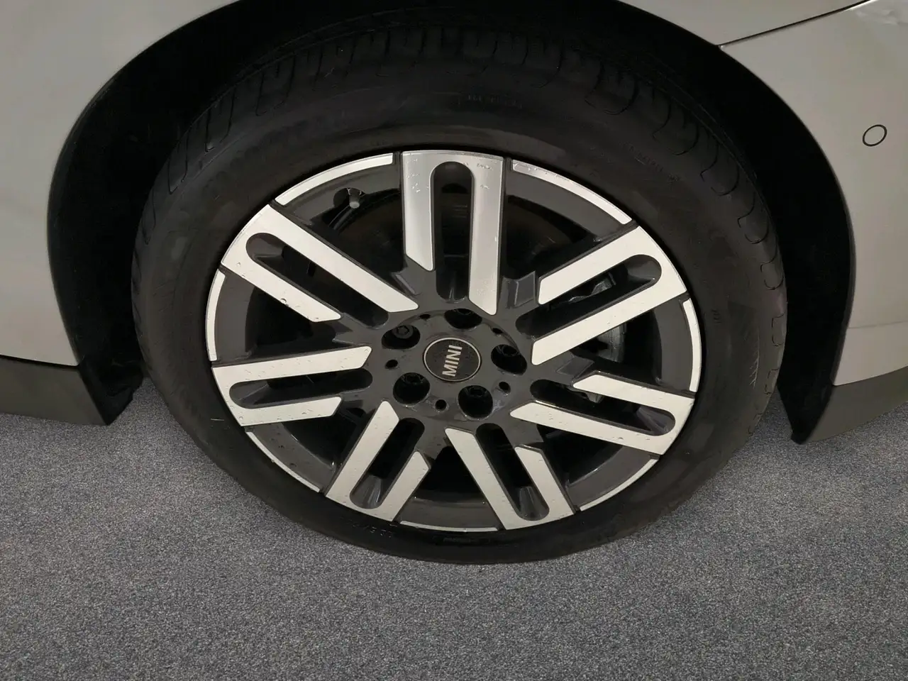 Mini Cooper 8