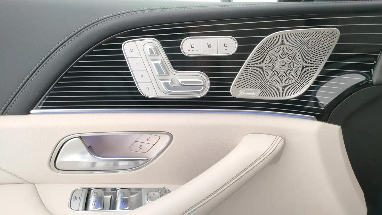 Mercedes-Benz GLE 300 7