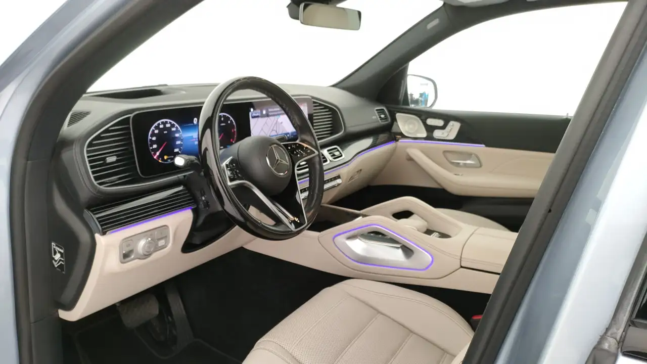 Mercedes-Benz GLE 300 8
